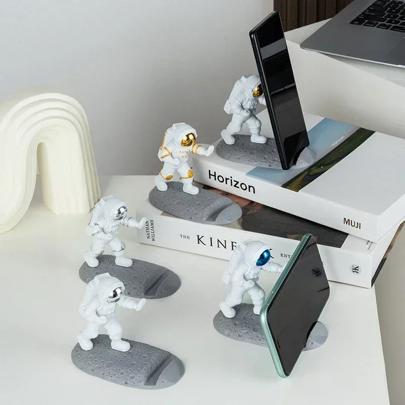 Soporte para Celular Astronauta Cyberpunk — Escultura Decorativa Espacial